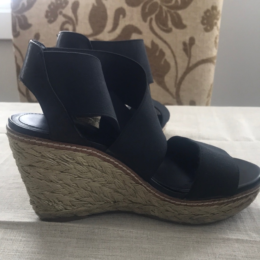 Arturo Chiang Black Espadrilles